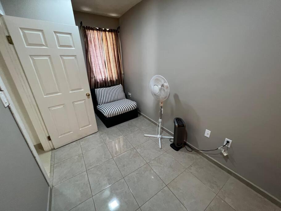 Aparment Rosarito Beach Downtown Екстер'єр фото
